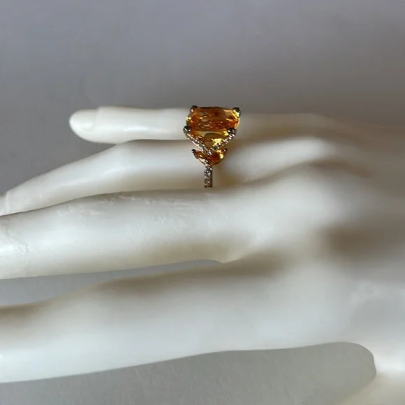 NWOT 4 1/2 ct. t.w. Citrine/White TopazSize 7